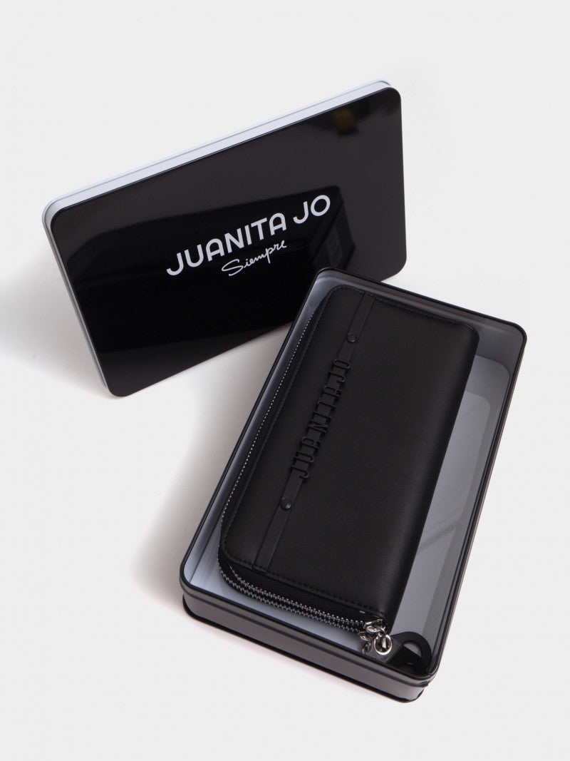 Billetera Grande Negra Con Aplique De Juanita Jo