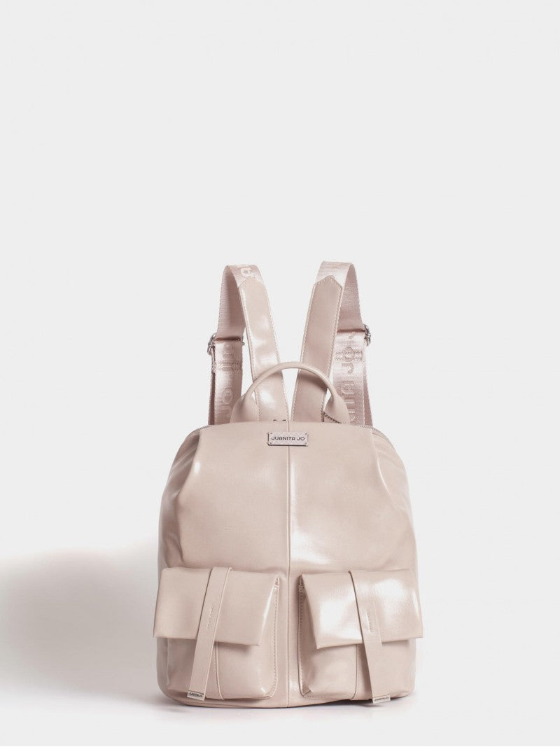 Mochila Visón Efecto Charol Roxie