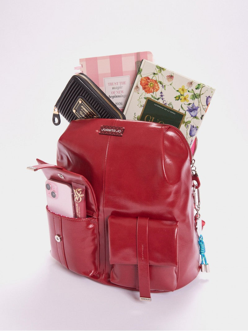 Mochila Roja Efecto Charol Roxie