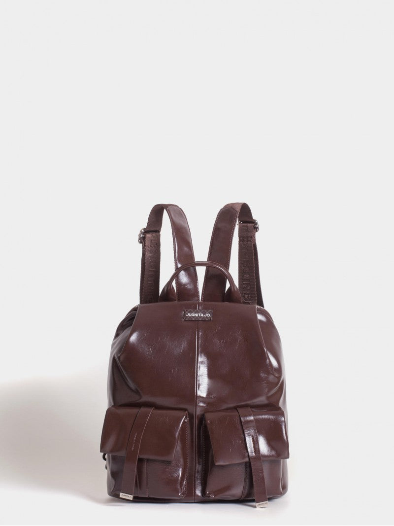 Mochila Cacao Efecto Charol Roxie